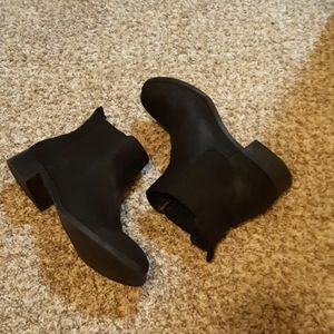 Black Chelsea Boots